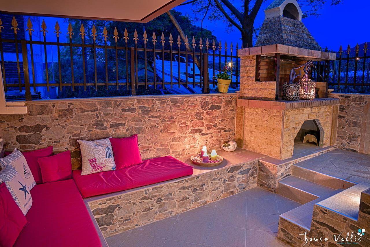 House Vallis Sarti